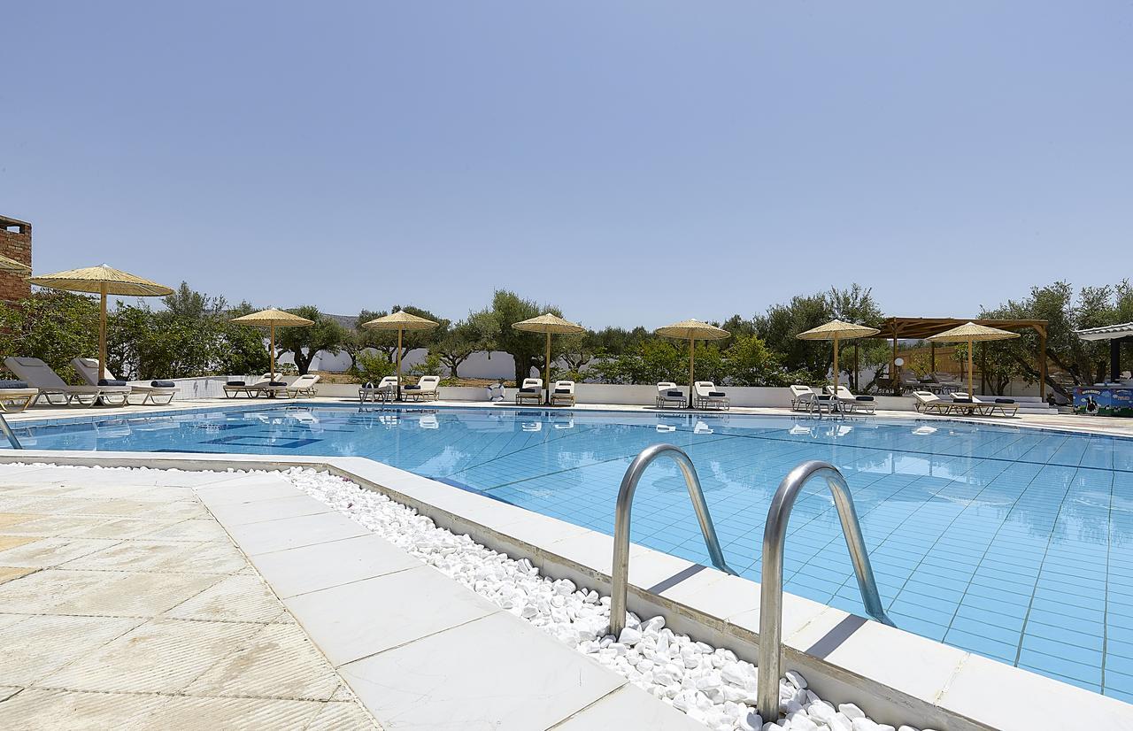 Vasia Royal Hotel Goúvai Luaran gambar